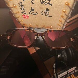 Women's tortoise symbole sunglasses #sunglasses prada